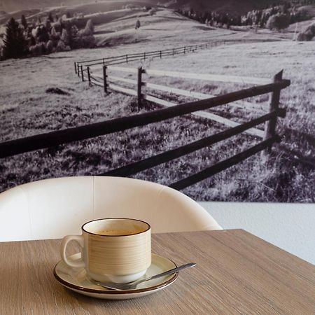 The Originals Access, Hotel Millau Sud LʼHospitalet-du-Larzac Exterior foto