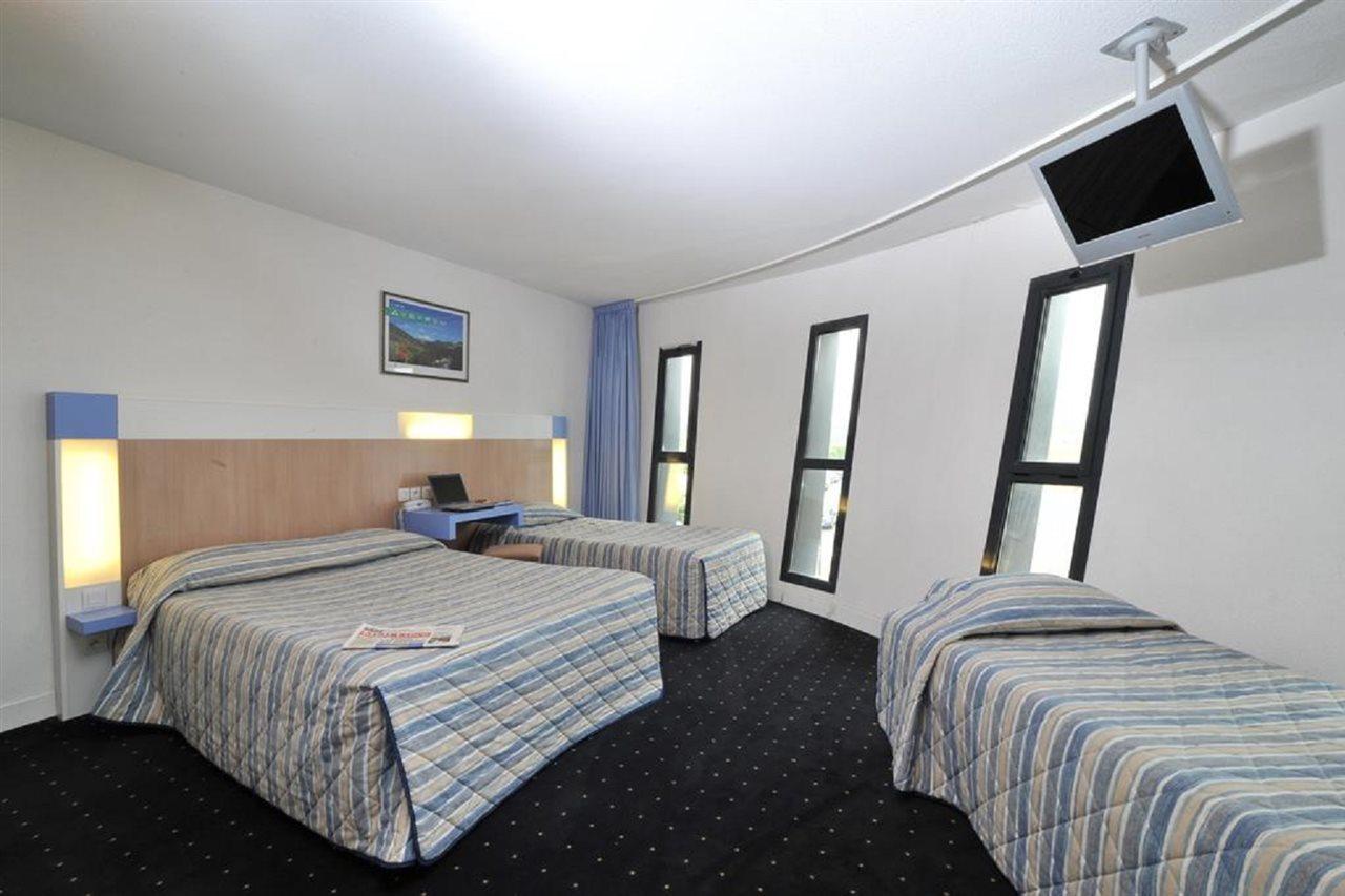 The Originals Access, Hotel Millau Sud LʼHospitalet-du-Larzac Exterior foto
