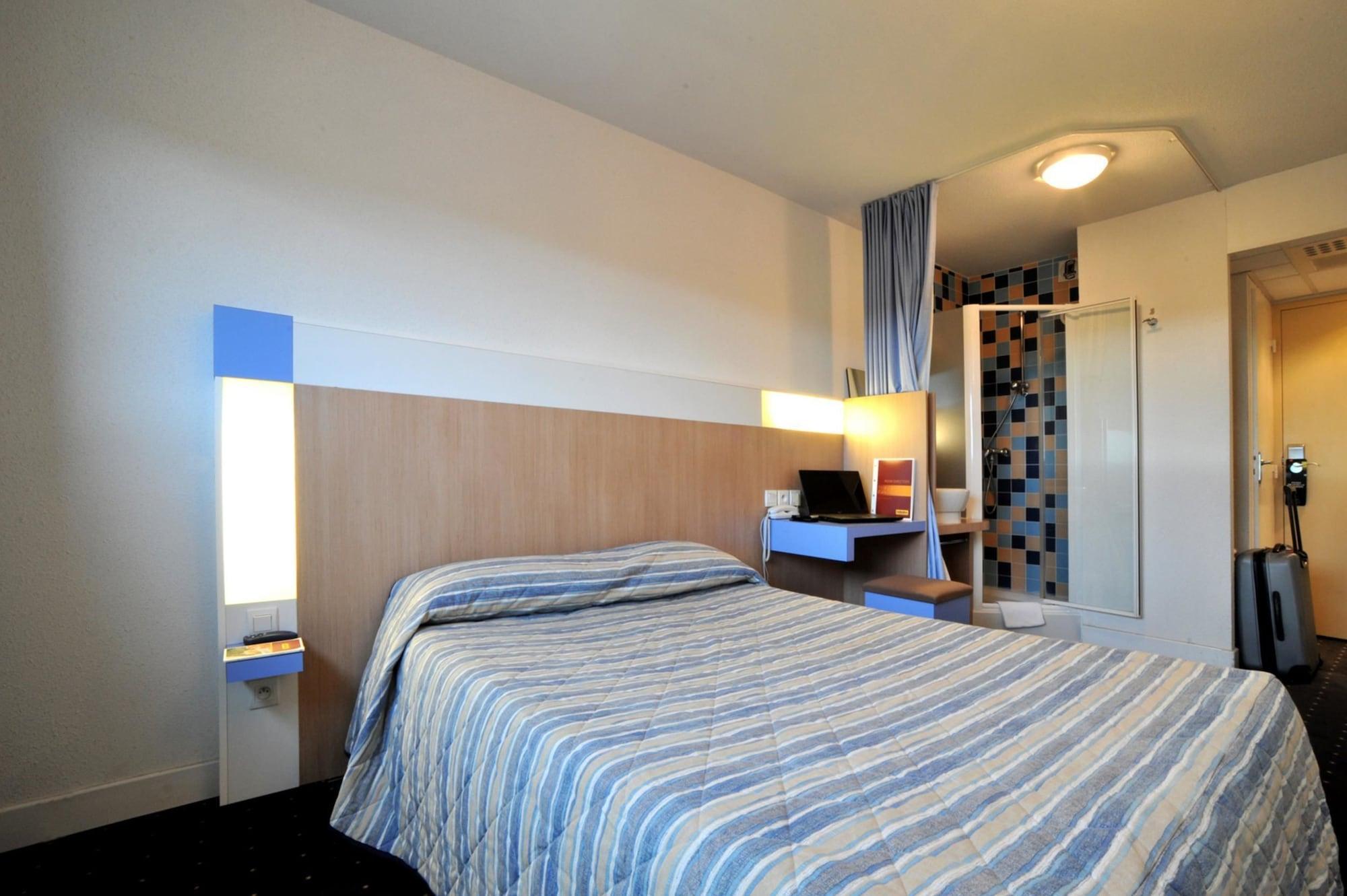 The Originals Access, Hotel Millau Sud LʼHospitalet-du-Larzac Exterior foto