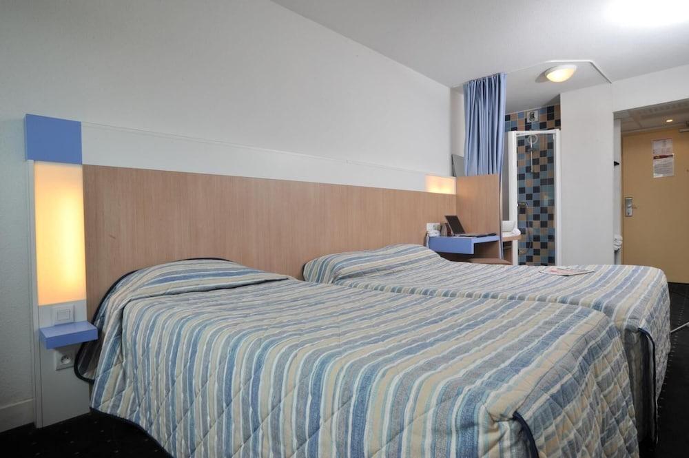 The Originals Access, Hotel Millau Sud LʼHospitalet-du-Larzac Exterior foto