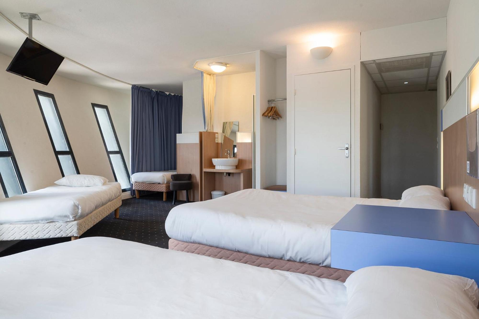 The Originals Access, Hotel Millau Sud LʼHospitalet-du-Larzac Exterior foto
